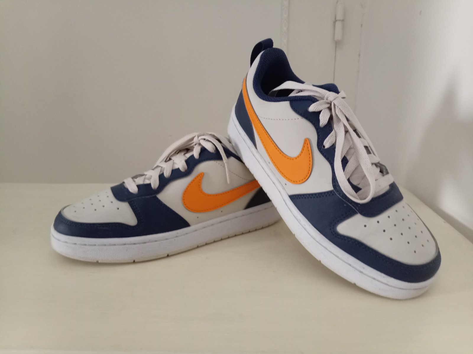 Chaussure nike taille 37.5