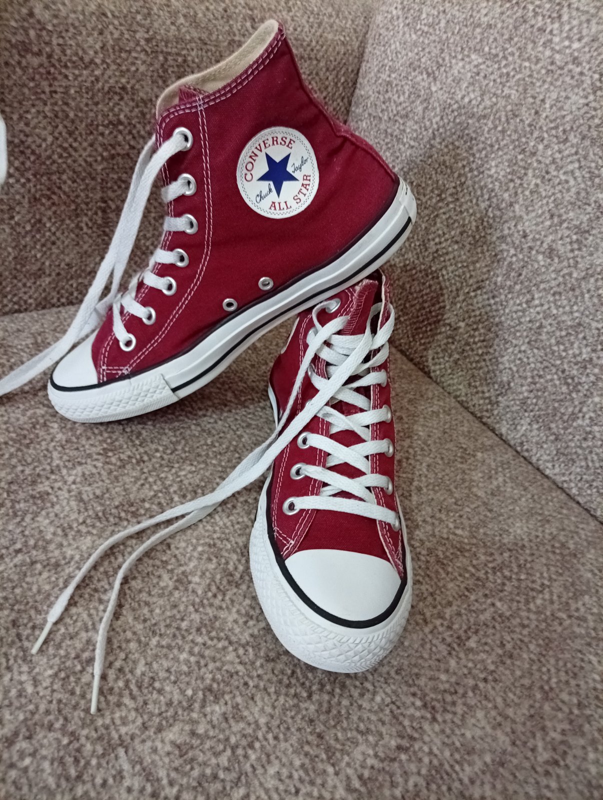 Converse