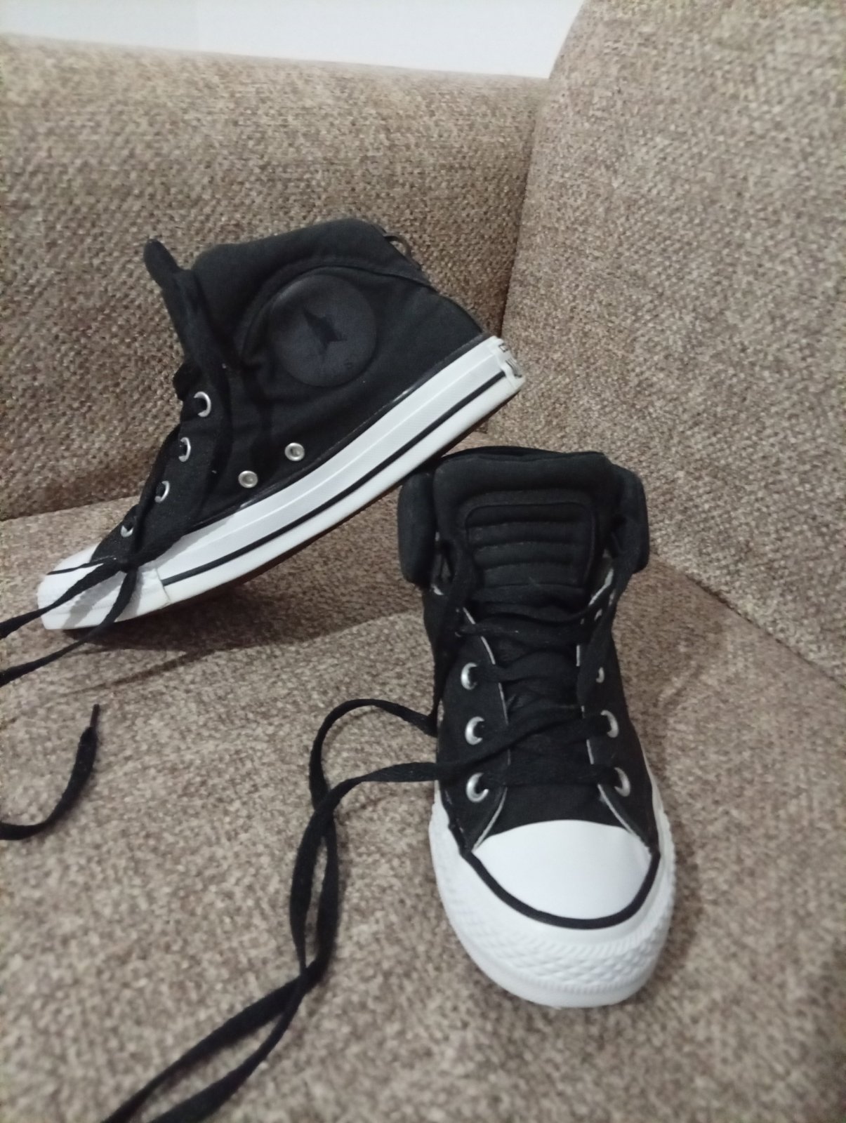 Converse 