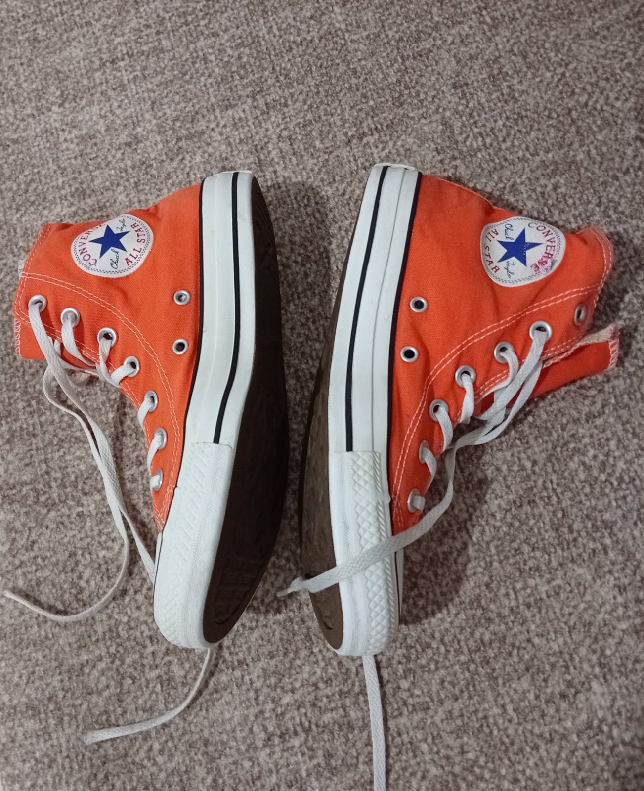 Converse 