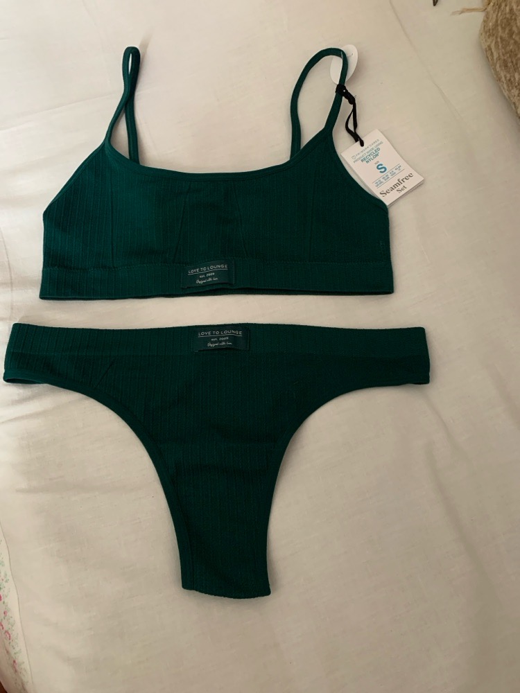 Seamfree set