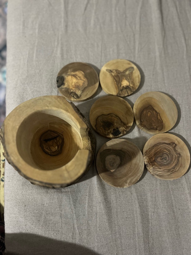6 sous tasses en bois d’olivier,100% naturel et bio  