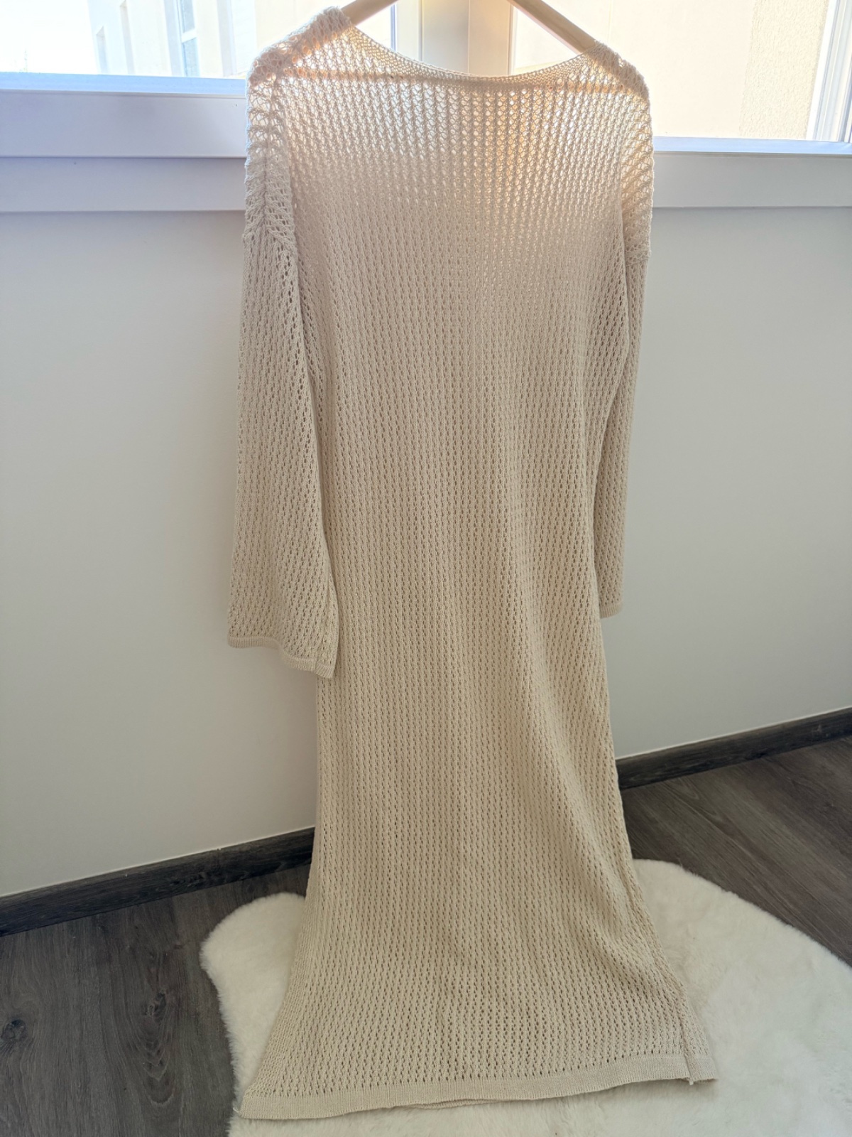 Robe de plage beige 