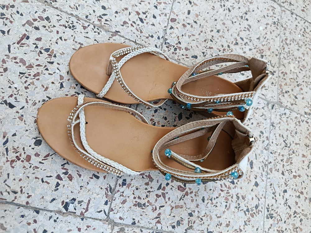 Sandales