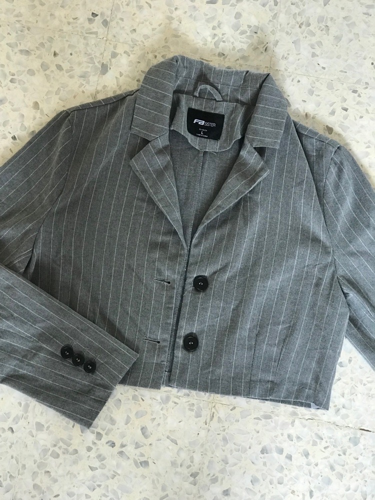 Blazer courte de la marque FB sister