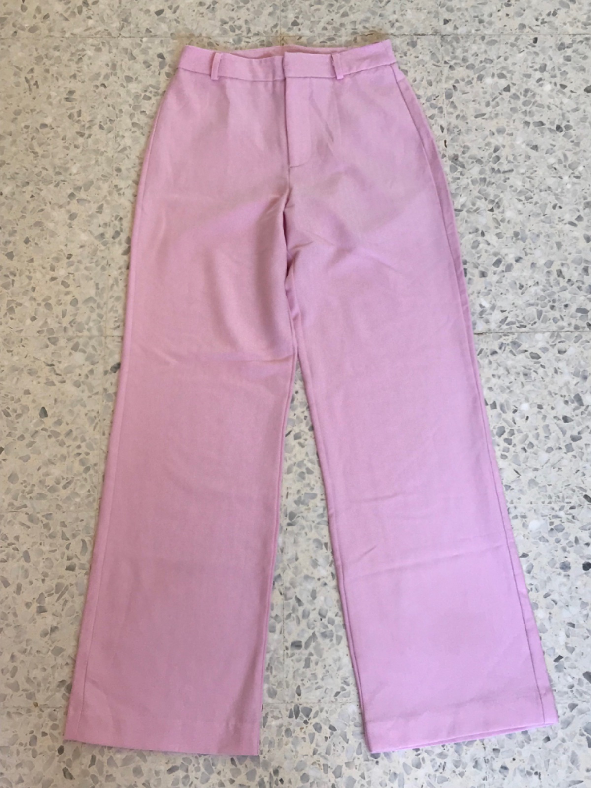 Pantalon large en rose bonbon taille xs/s