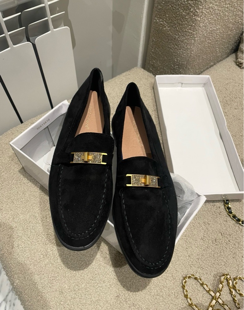 Mocassins noir style Gucci trés confortable