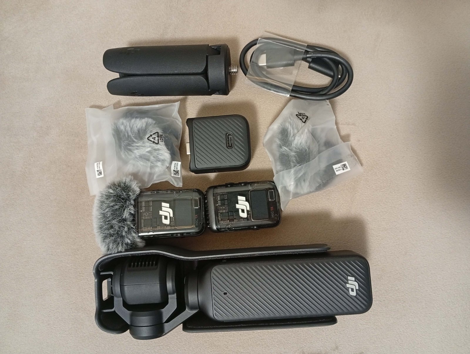 Pack DJI complet à vendre – Osmo Pocket 3 + DJI Mic 2 (comme neuf)