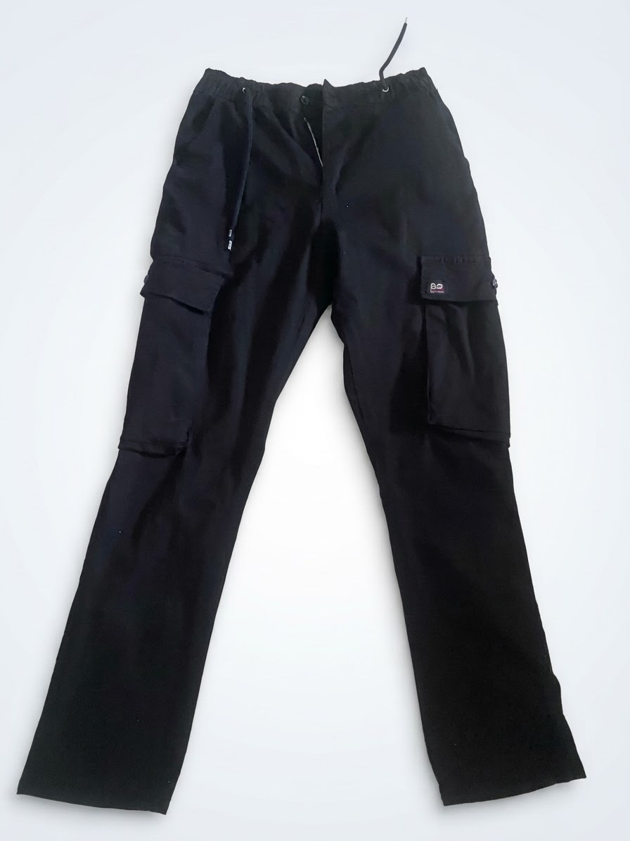 Pantalon avec des poches pour les garcons