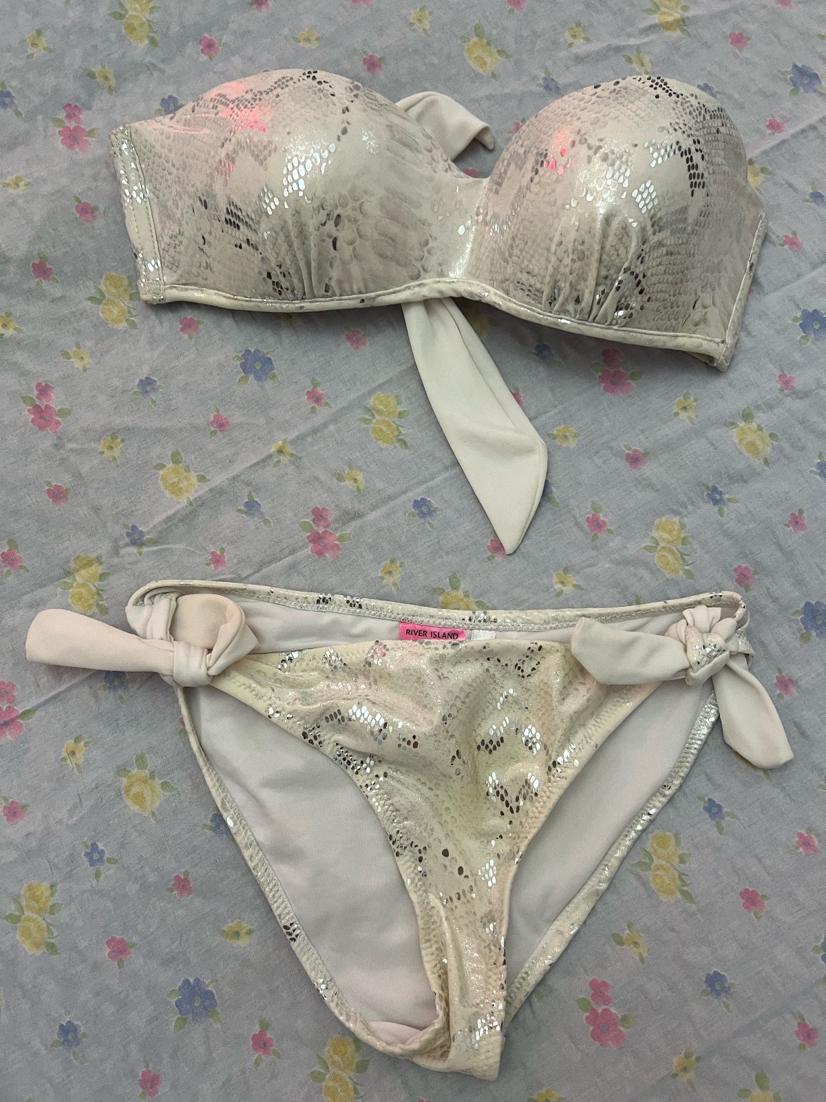 Bikini bling bling