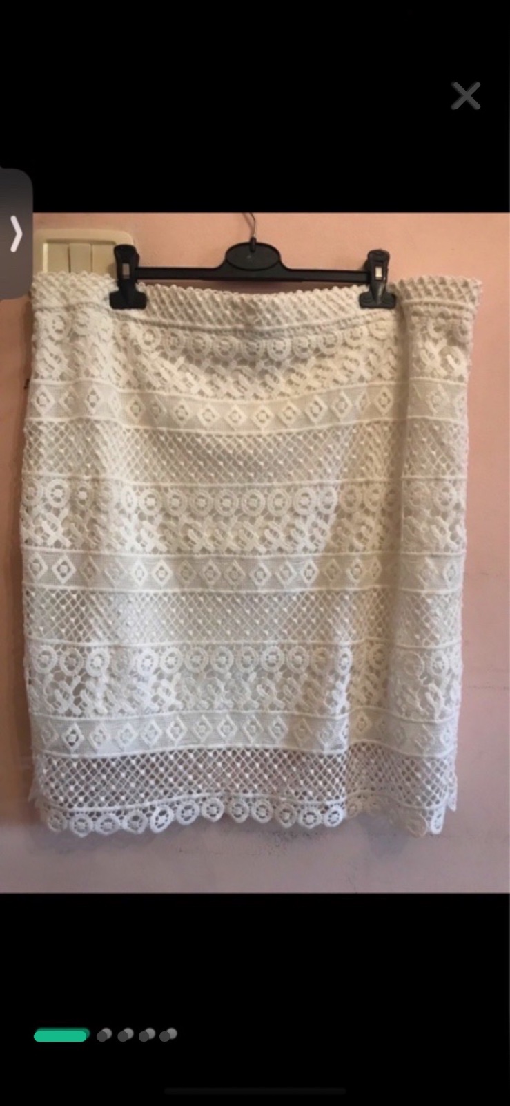 Jupe en broderie 
