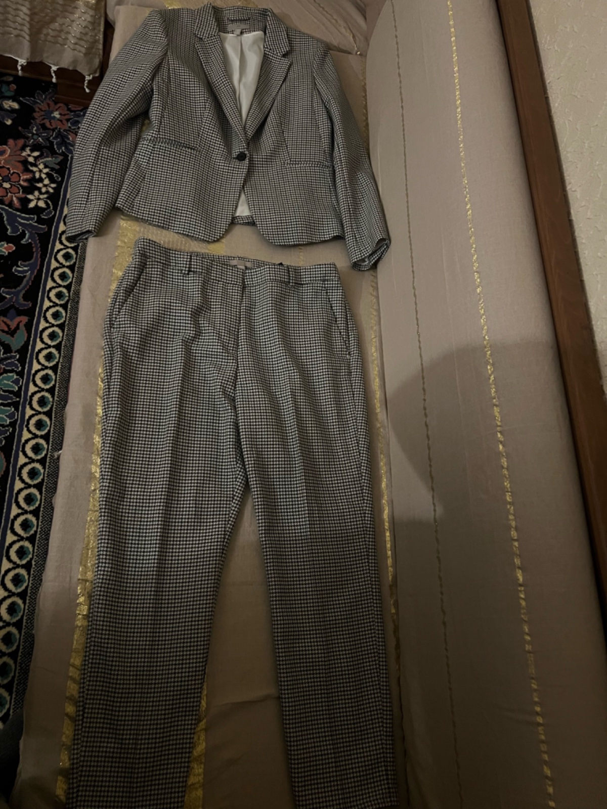 Costume gris