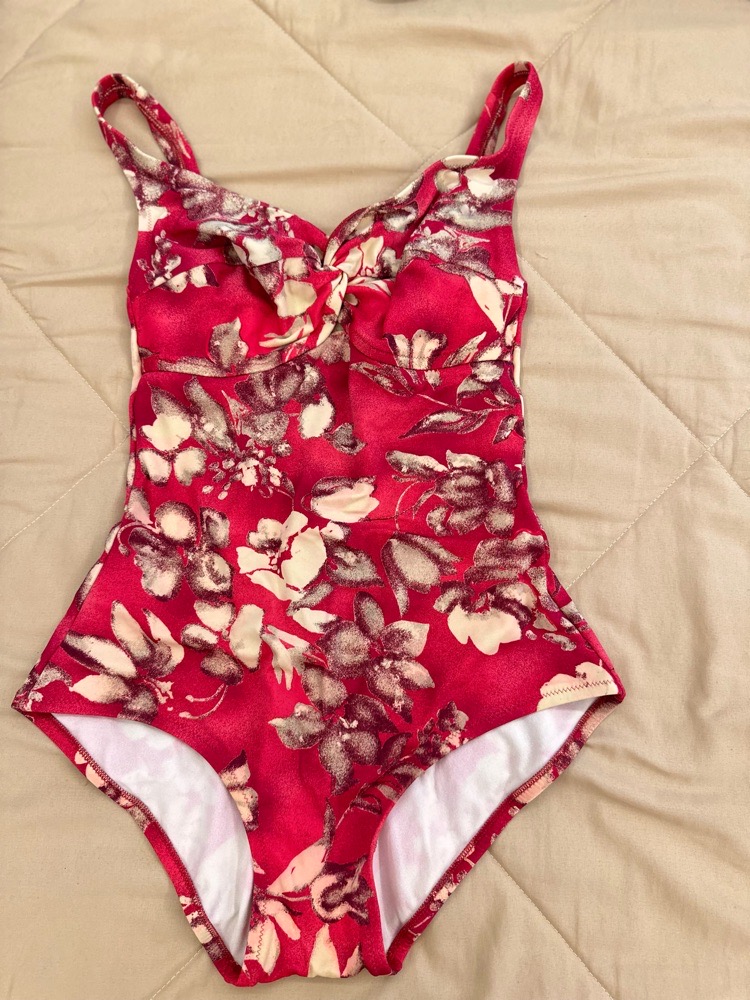 Maillot tres tres belle couleur 