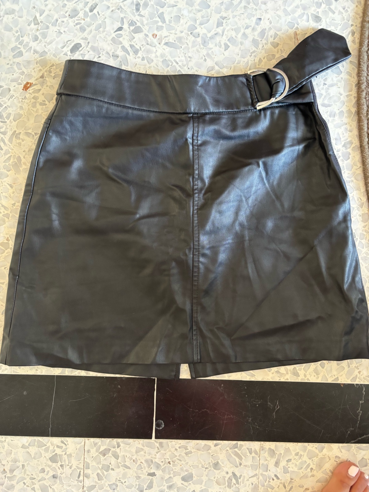 Jupe zara cuir 