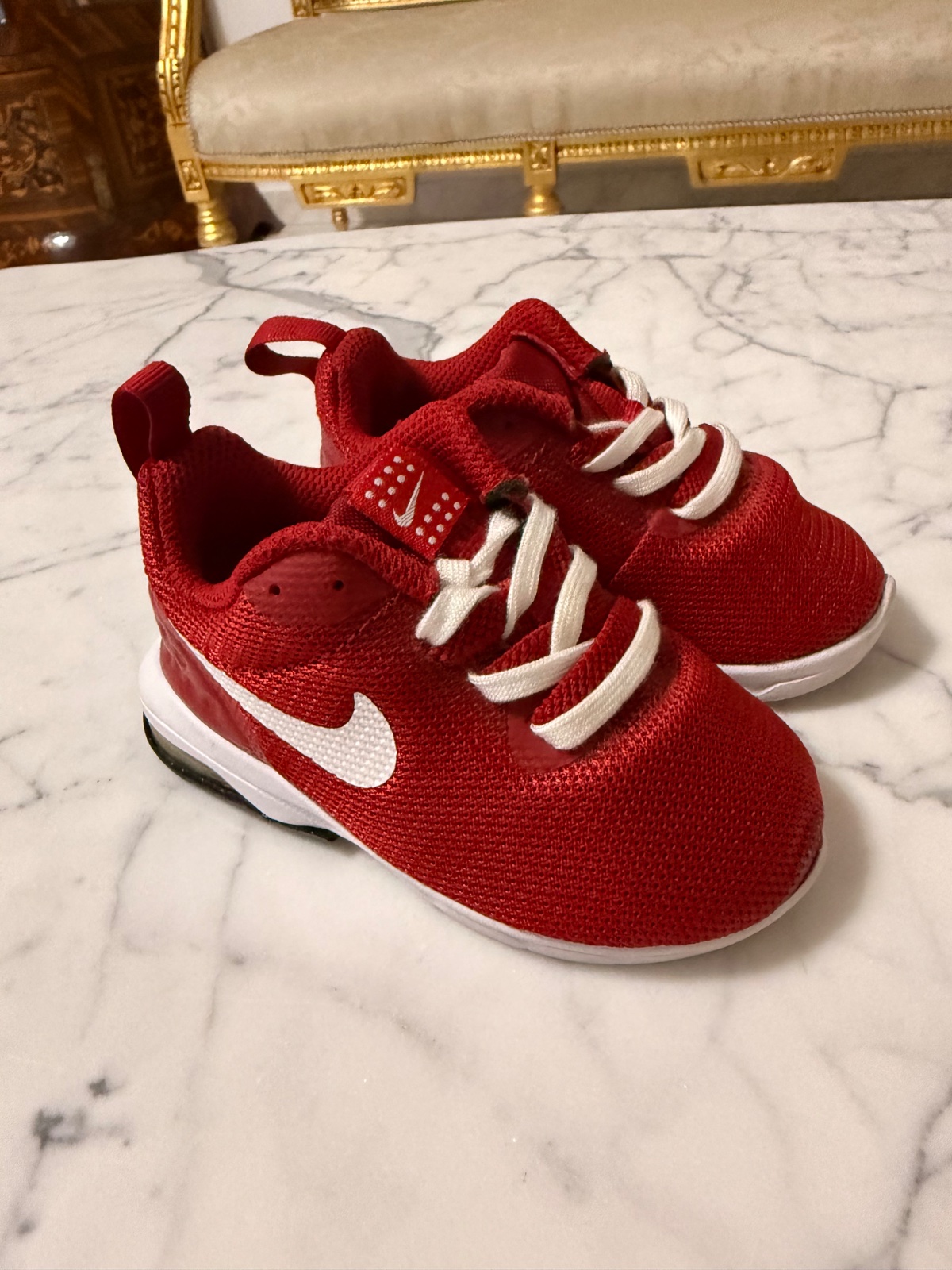 Nike bebe pointure 21 