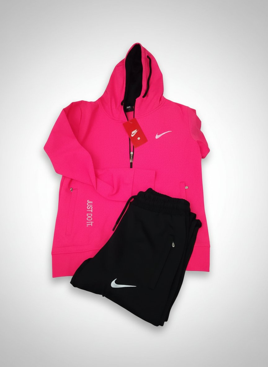 Survêtement Nike Femme taille S 