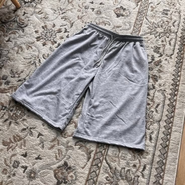 Gray long baggy shorts 