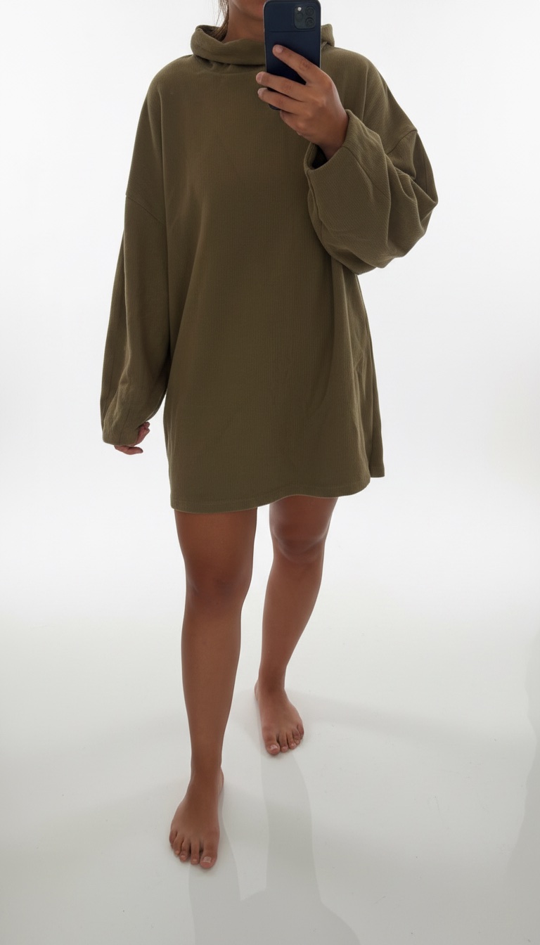     Robe d’automne couleur kaki 