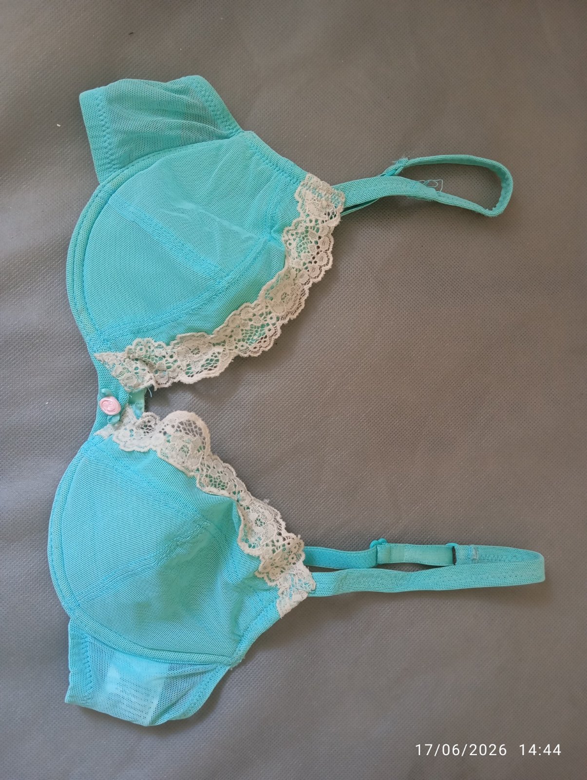  حمالة صدر من H&M 