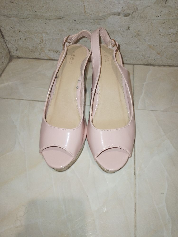 Sandel rose bb