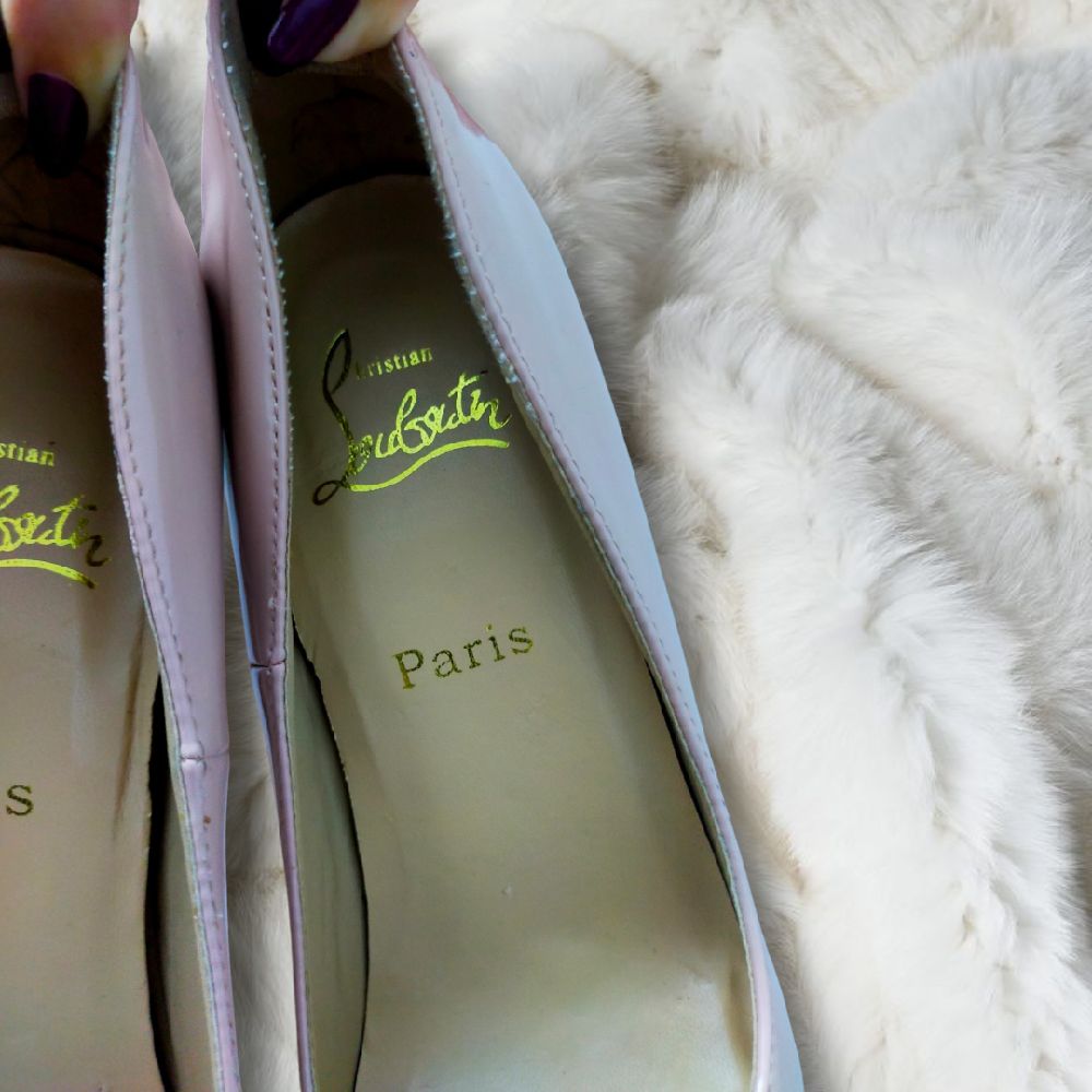 Christian Louboutin So Kate