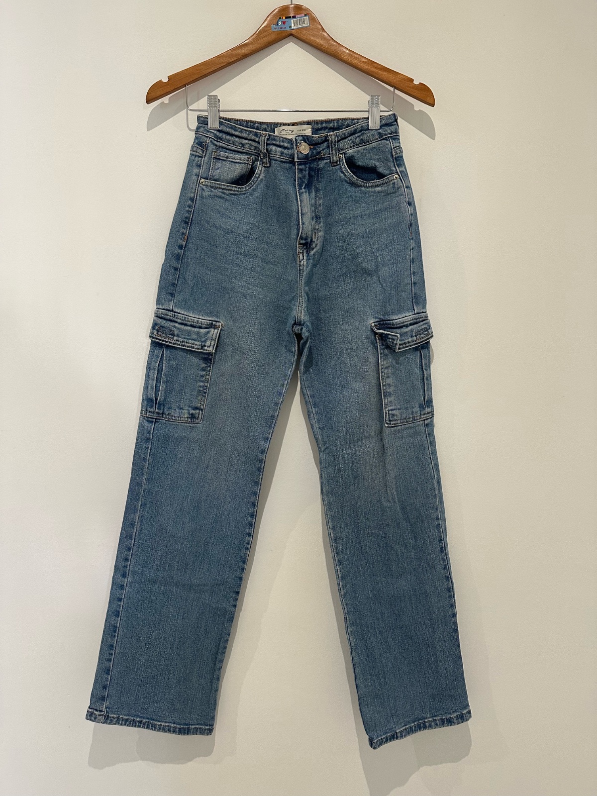 Jeans cargo jamais portés