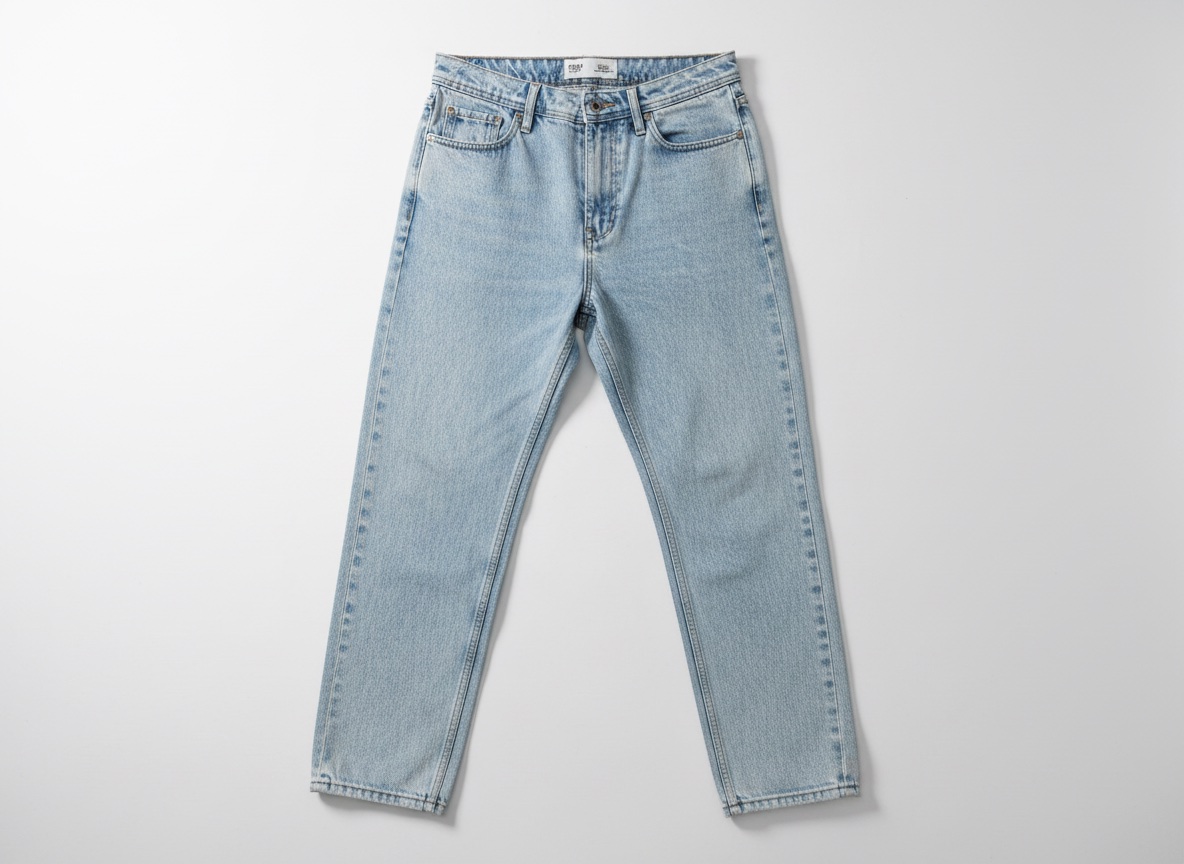Un pantalon baggy bleu