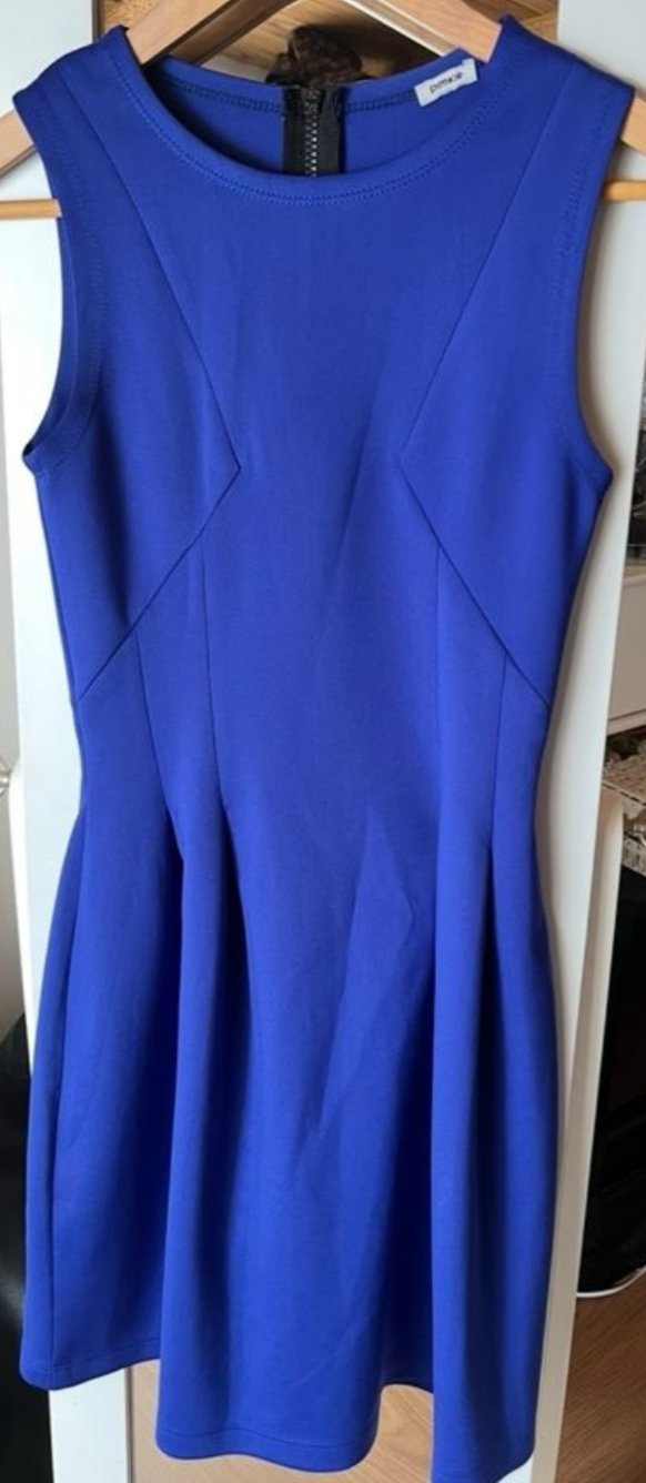 Robe bleu de la marque pimkie portée qu'une seule fois 