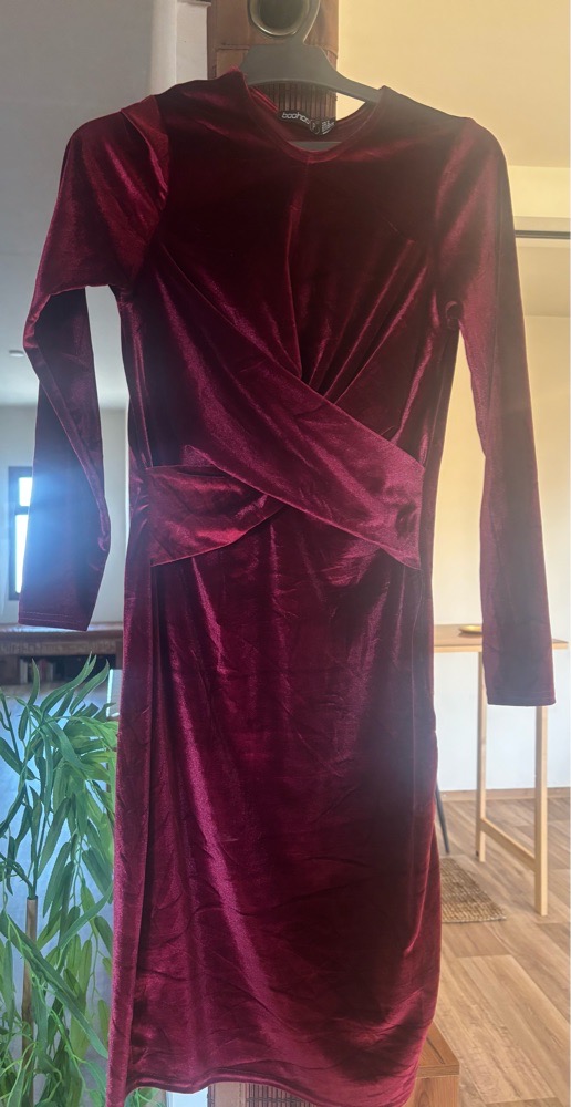 Robe Boohoo Burgundy
