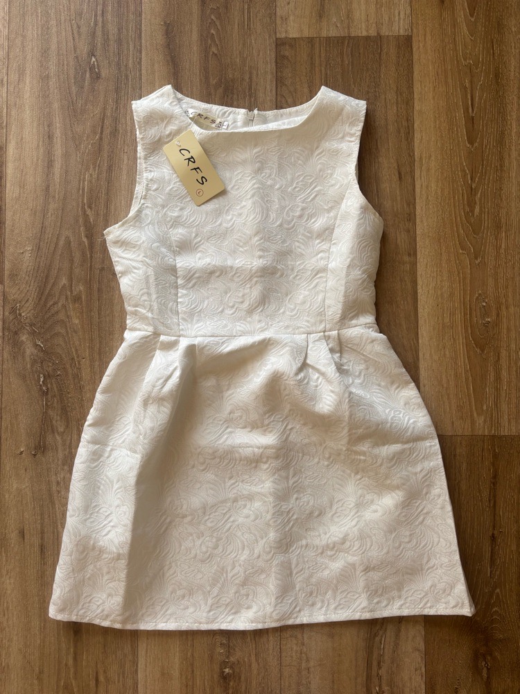 Robe très féminine en Blanc 