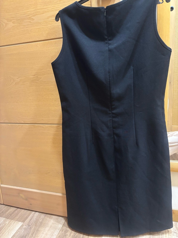 Robe noir simple 