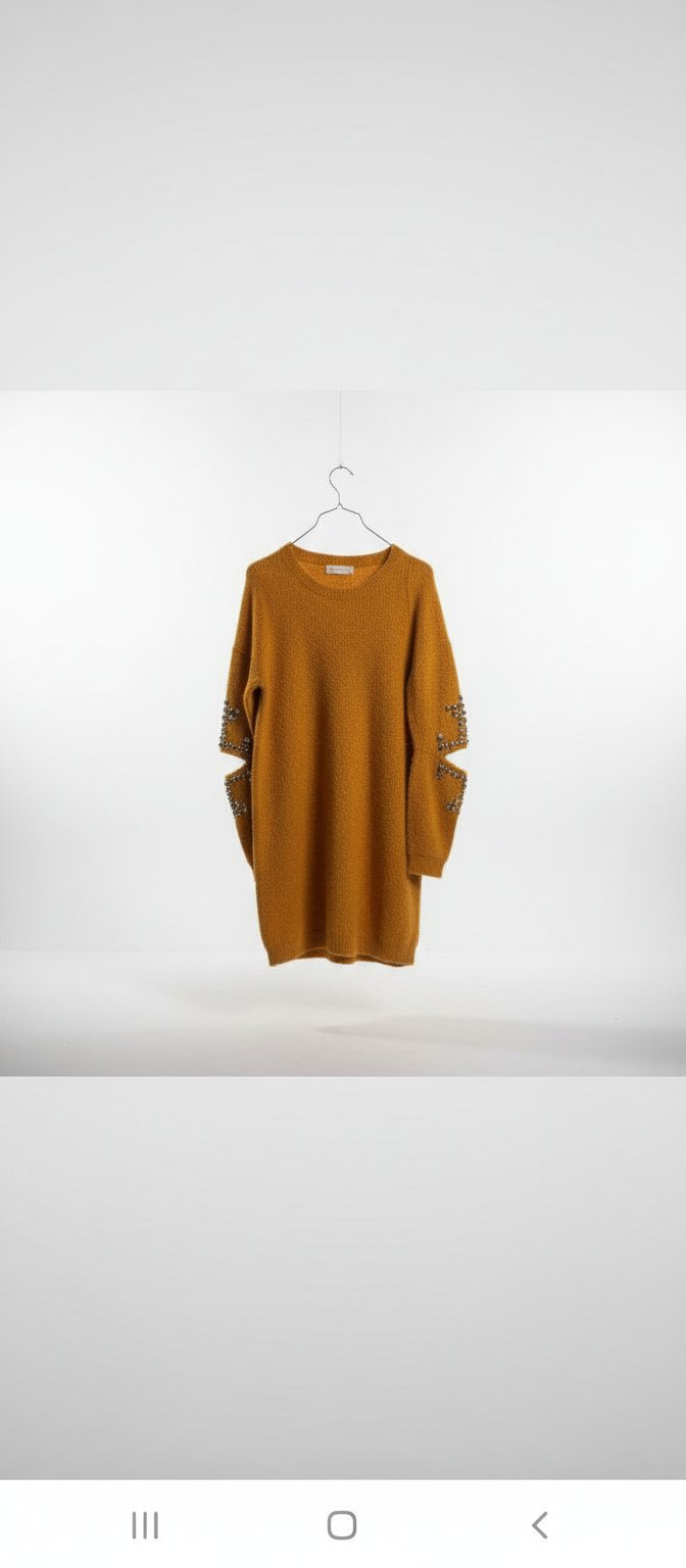 Robe moutarde oversized avec des details aux cordes 