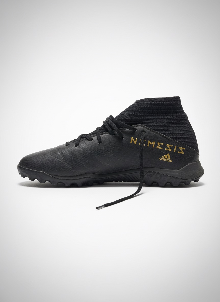 Demi crombon adidas nemesis le vrai taille 41