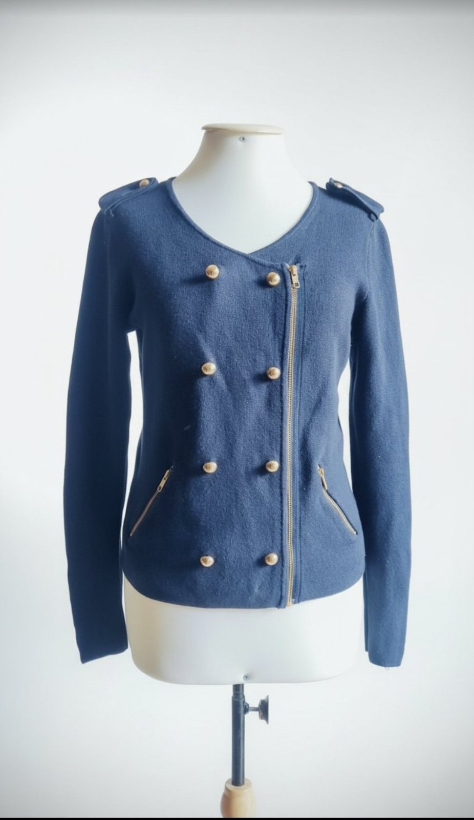Gilet Ann Taylor bleu marine qui fait office de veste légère 38/40