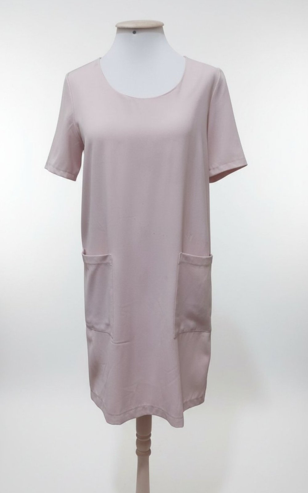Robe Esmara rose poudré longueur genou 🩷