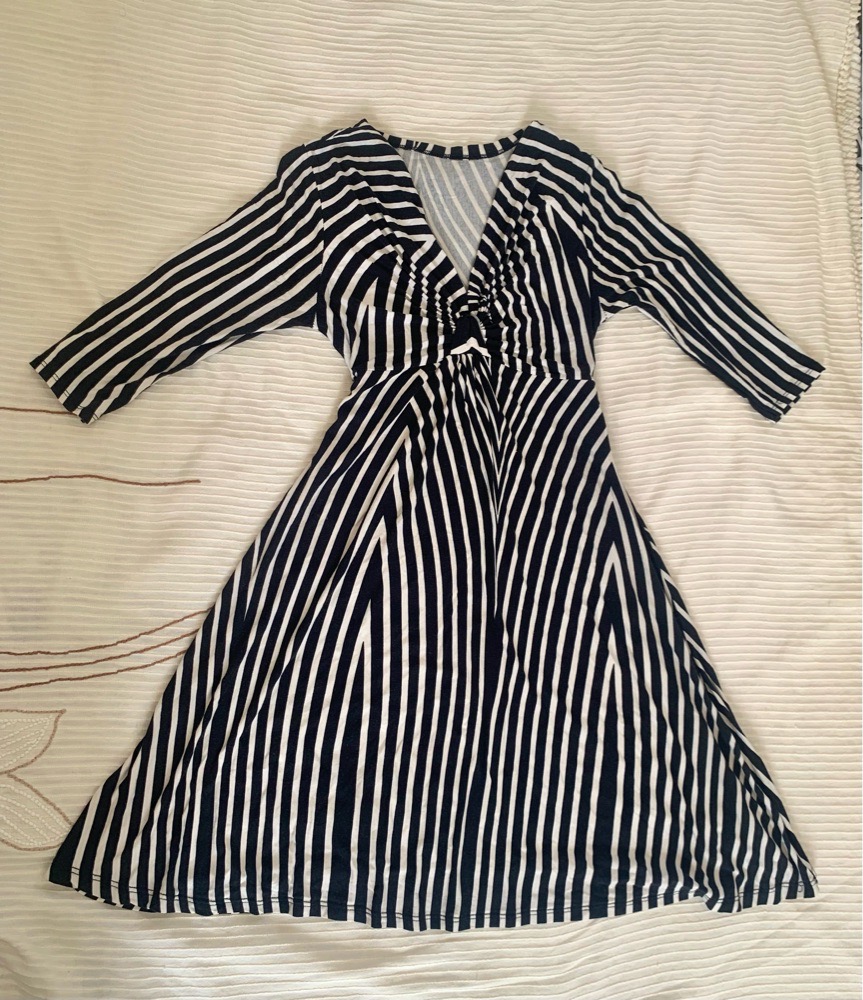 Robe rayée élégante 👗🤍✨
