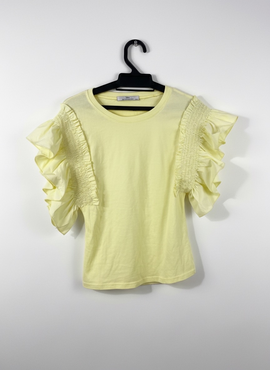 Tshirt en jaune avec manches boufantes