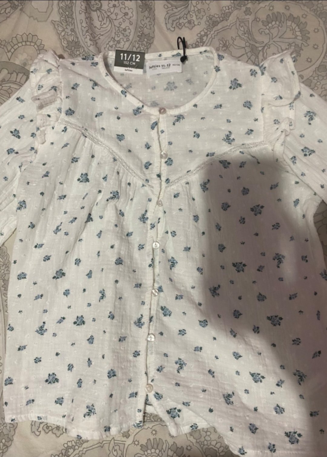 Blouse Lefties florale neuve avec étiquette (11-12 ans)