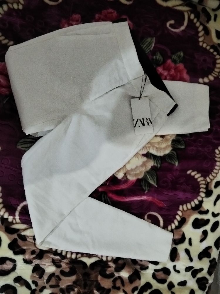 Pantalon en tissu blanc Zara 