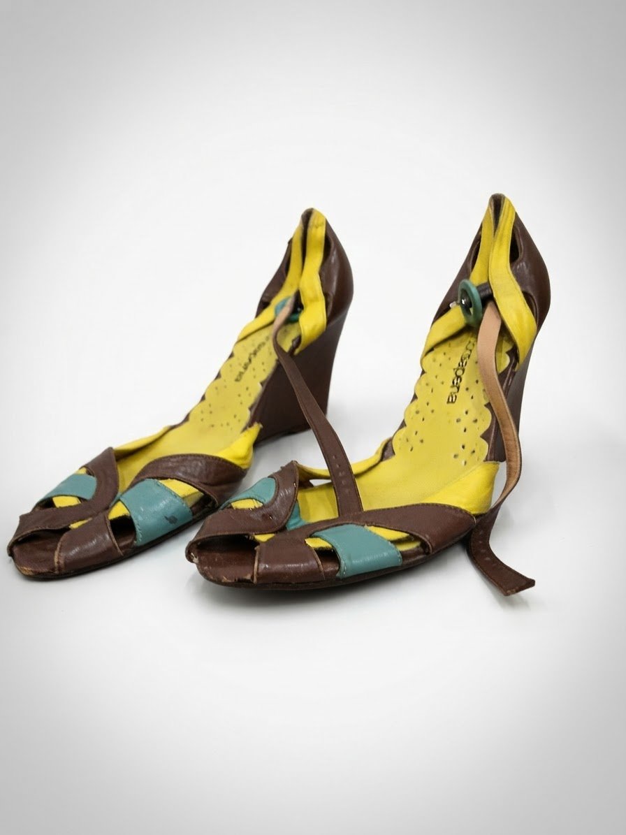 Chaussure jaune