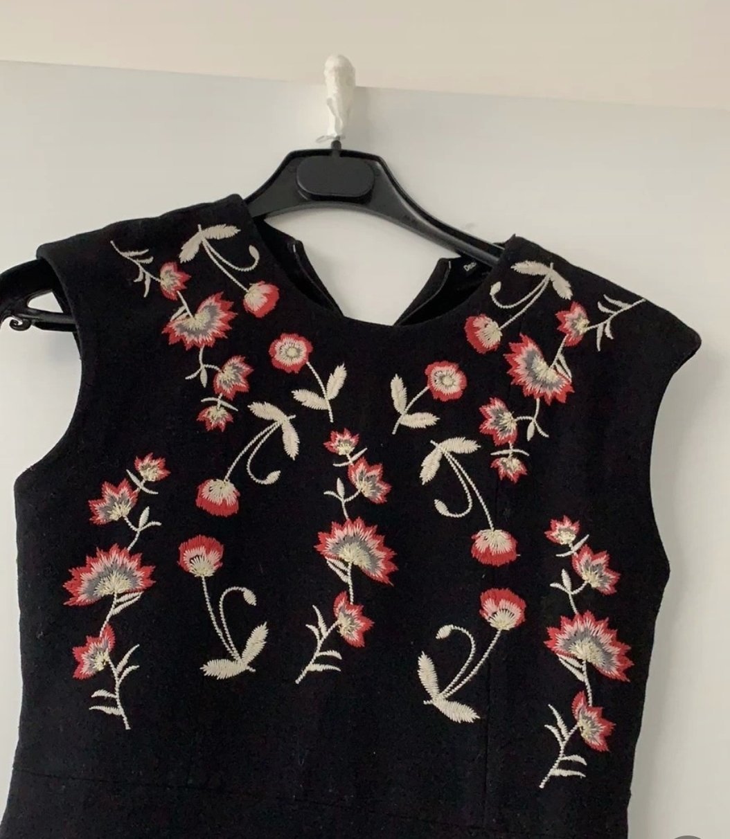 Robe brodée 