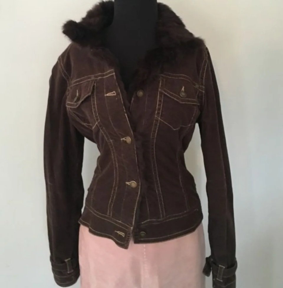 GUESS authentic vest with rabbit fur 
