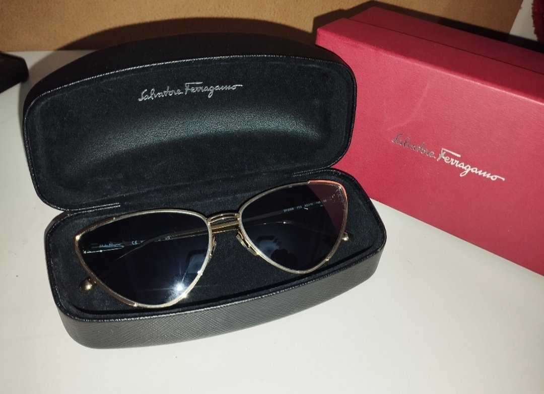 Lunettes Salvatore Ferragamo originales 