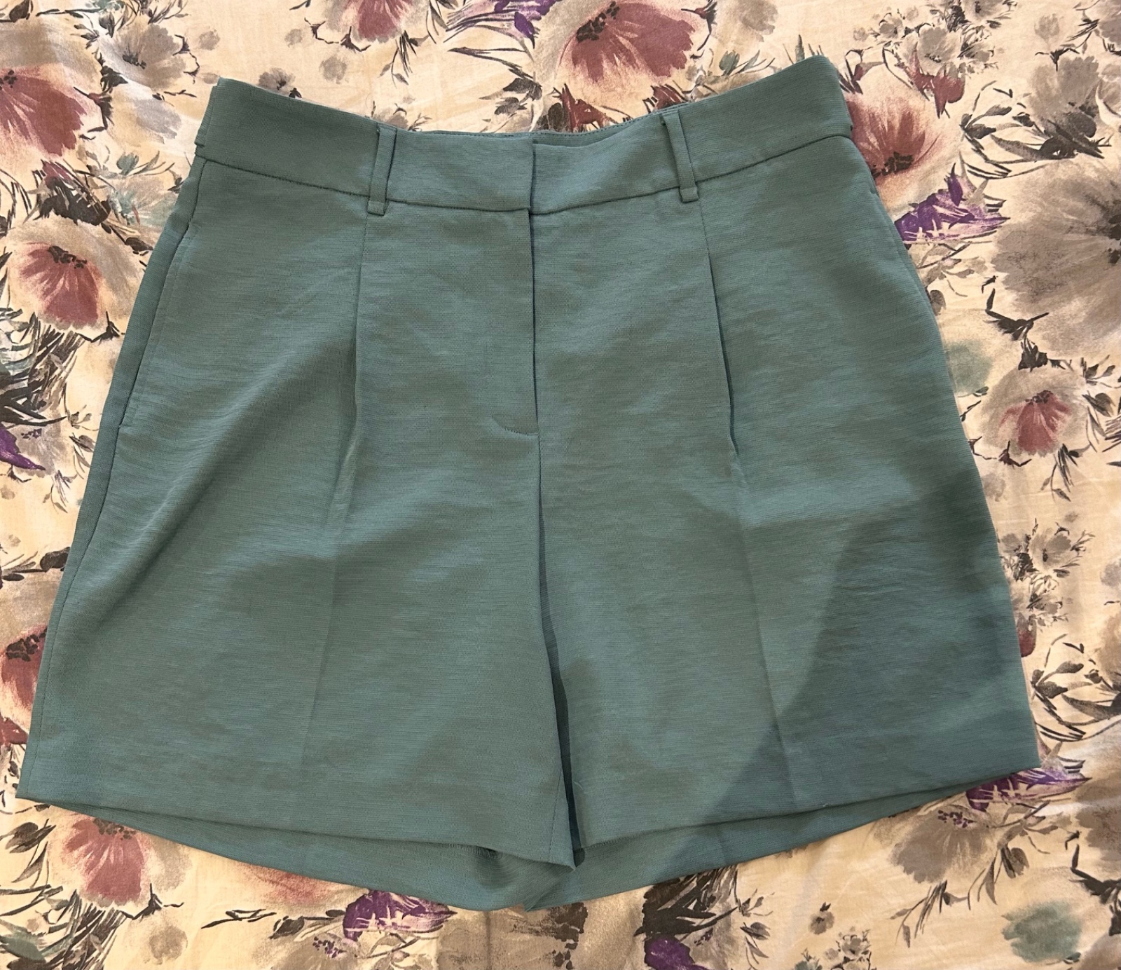 Short bleu 