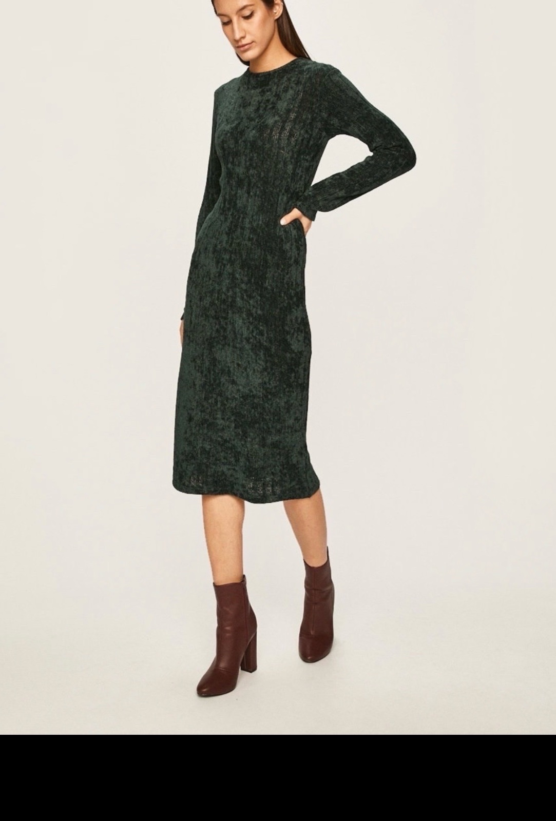 Robe en velour vert zara