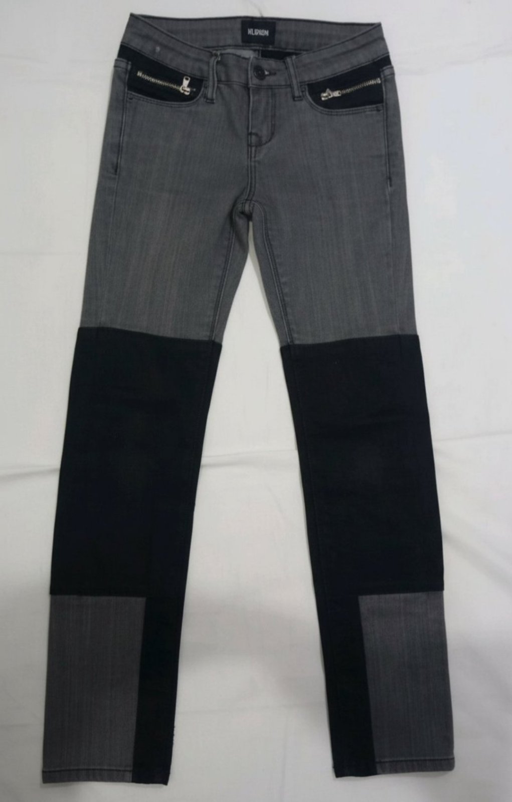 Pantalon gris et noir en jean