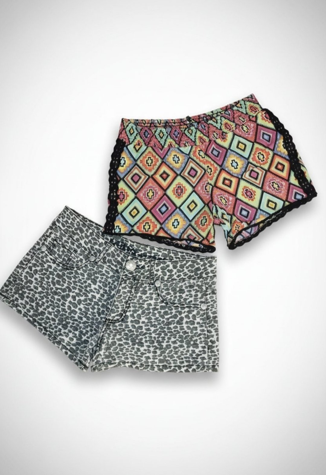 2 shorts