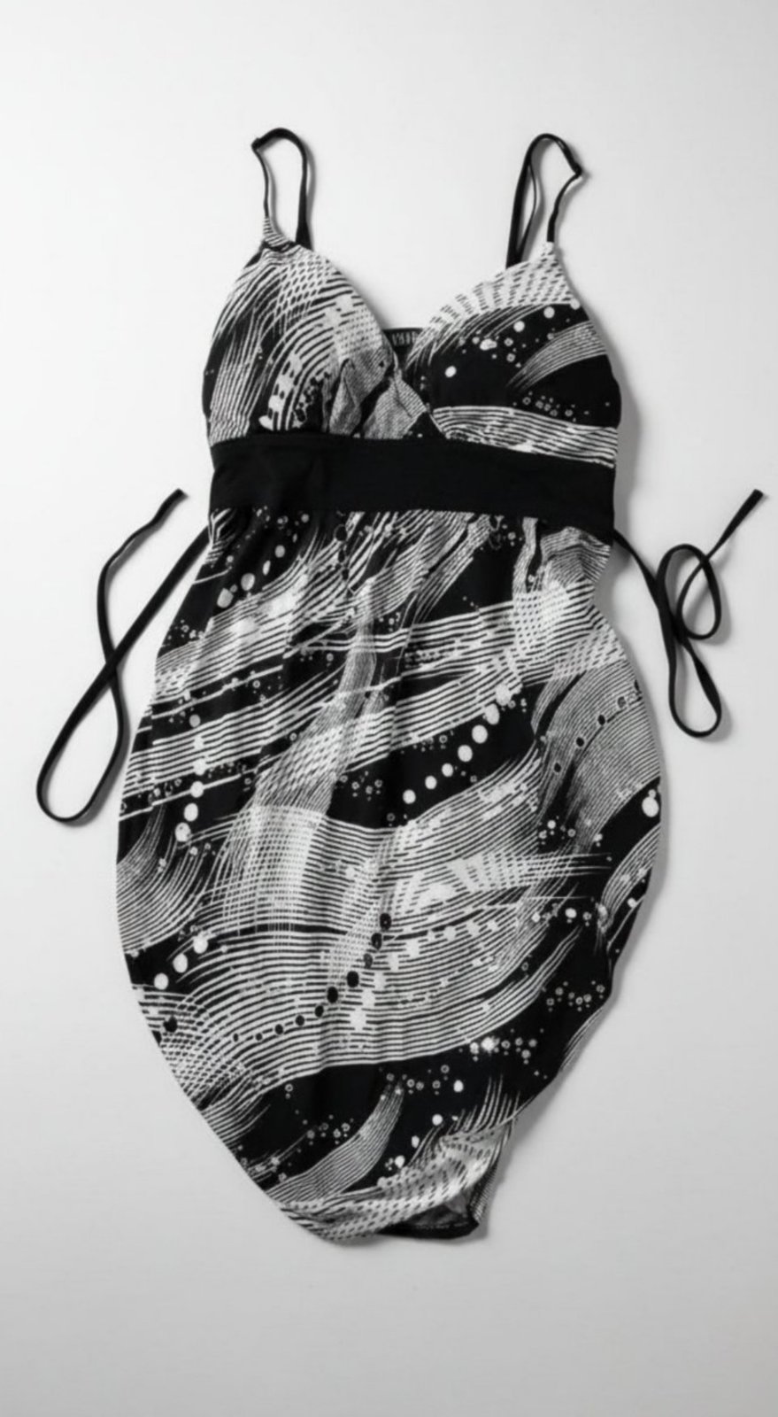 Robe élégante noir et blanc 🤍🖤