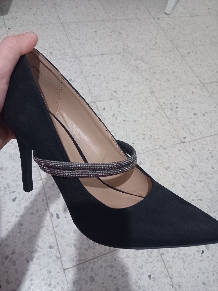 Talons noir