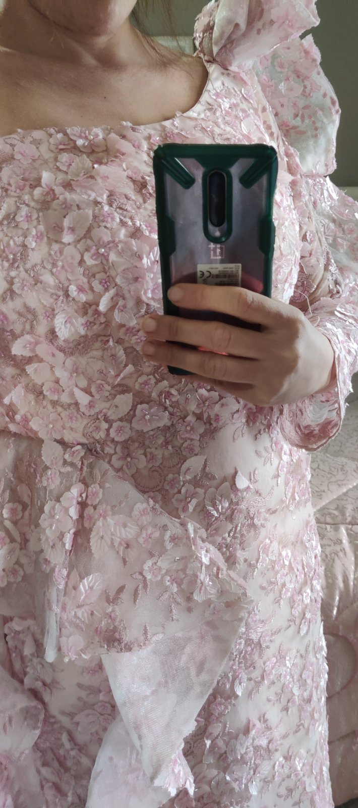 Robe rose